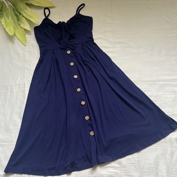 V-neck Midi Spaghetti Straps Backless Summer Sundress with Pockets - Picture 8 of 11